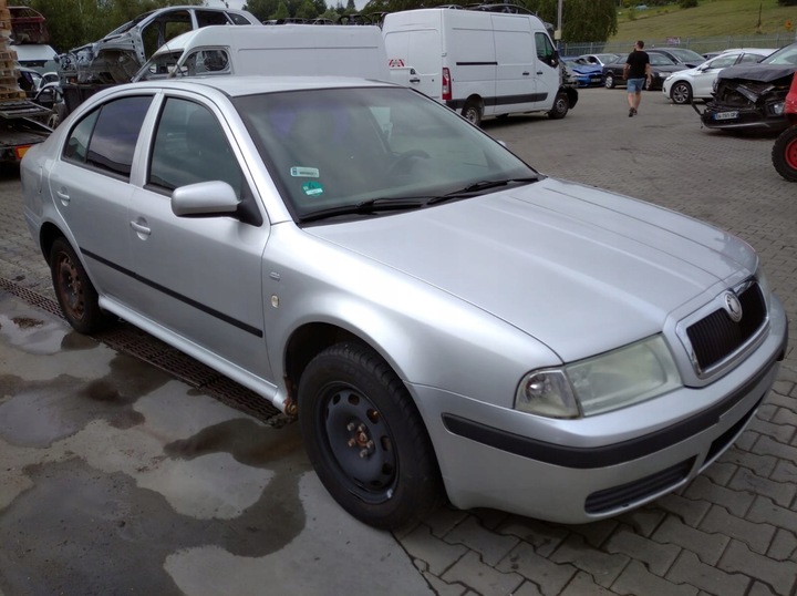 фото №15, Skoda octavia i 1u рестайлінг 00-10 hb 5d двері ліві зад задні сріблястий 9102