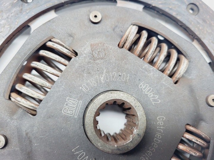 фото №10, Opel corsa c 1.0 b зчеплення диск притиск 09126725 r90400169
