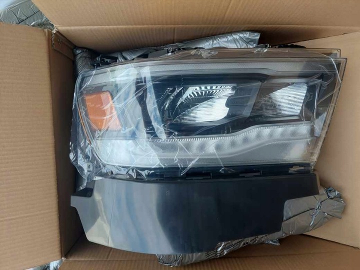 фото №7, Лампа led комплект ліва права чорні dodge ram 1500 v 2019-2024