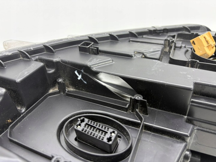 фото №10, Skoda octavia iii 3 фара передняя ксенон левые перед 5e1941015b