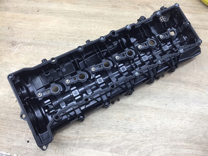 фото №10, Крышка do bmw 3 e90 f30 f31 f34 f80 e92 e91 e93 4 f32 f82 f36 f33 f83