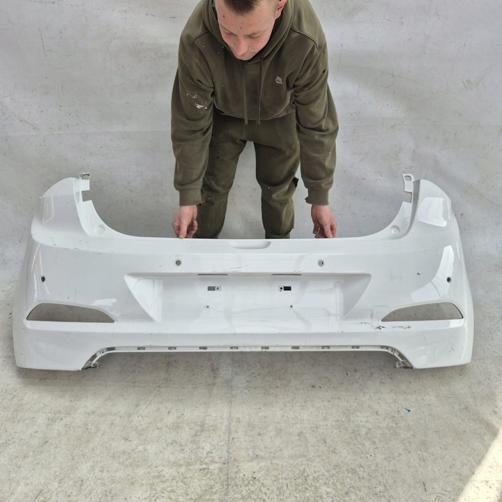 фото №1, Hyundai i20 ii 2 14-18 бампер зад задний pdc