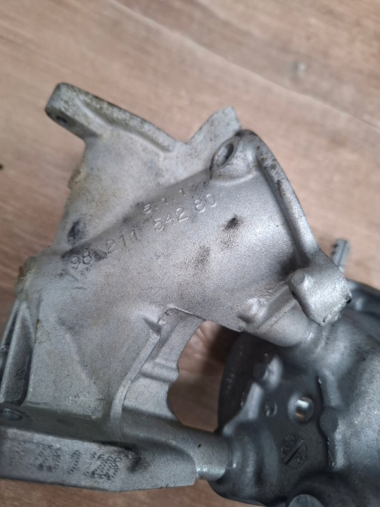 фото №4, Peugeot 208 ii насос топлива крепление 9821154280 9824088780