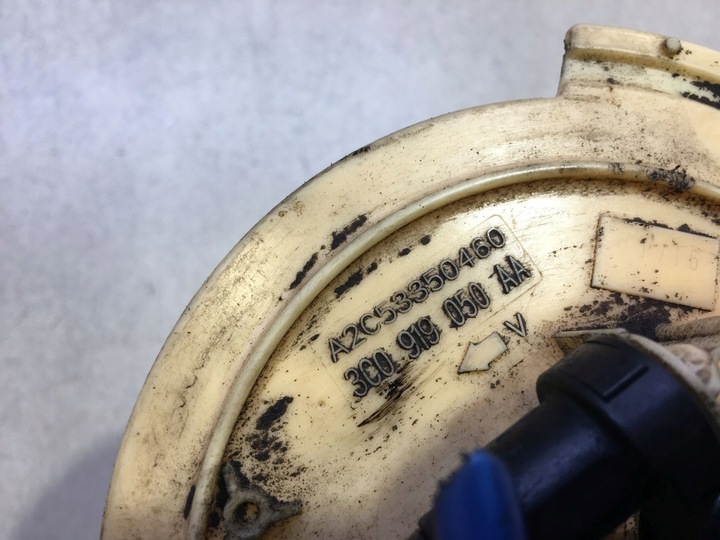 фото №8, Насос топлива поплавок passat b6 1.9 tdi 3c0919050aa