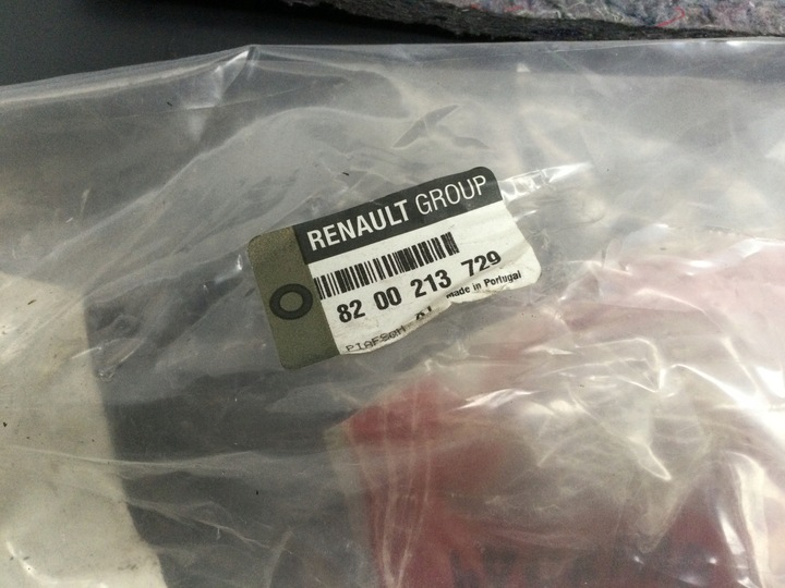 фото №3, Обивка задний крышки багажника renault modus 8200213729 новое оригинал