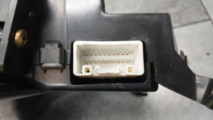 фото №6, Спидометр toyota yaris i 1.0b 99-03r 83800-52120