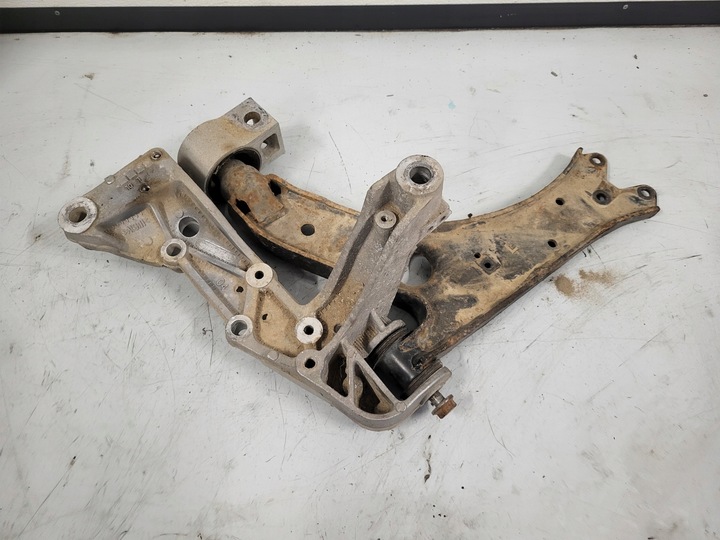 фото №1, Vw golf v 5 jetta iii 07r 1.6 fsi важіль основа кронштейн важеля лівий