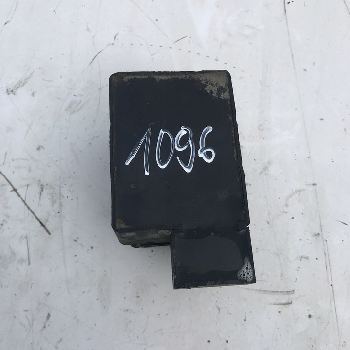 фото №1, Распределитель пневматика phaeton audi a6 c5 a8 d3