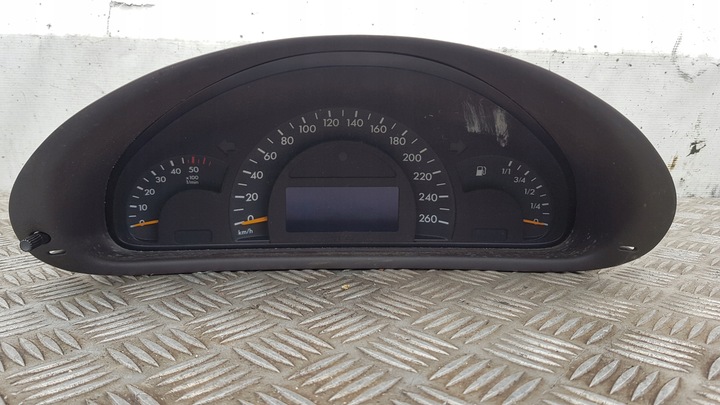 фото №14, Mercedes c-klasa w203 спідометр  манометр 2.2 cdi a2035403911