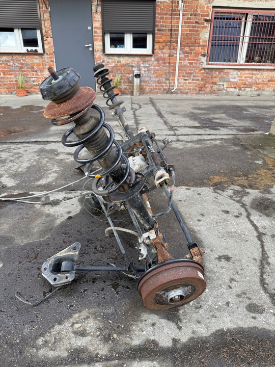 фото №7, Dacia duster i 10- підвішування зад задні комплект 1.5 dci 4x4