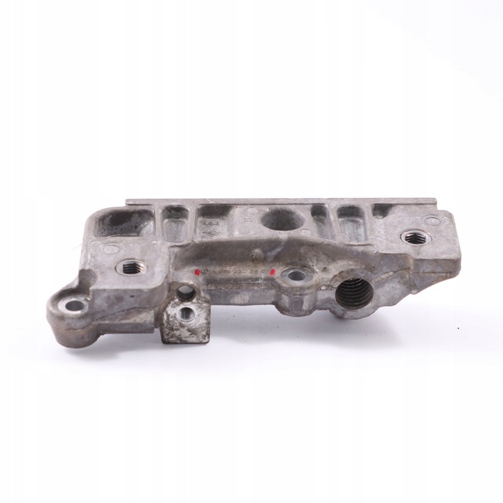 фото №12, Mercedes w176 w246 om651 кріплення лапи двигуна