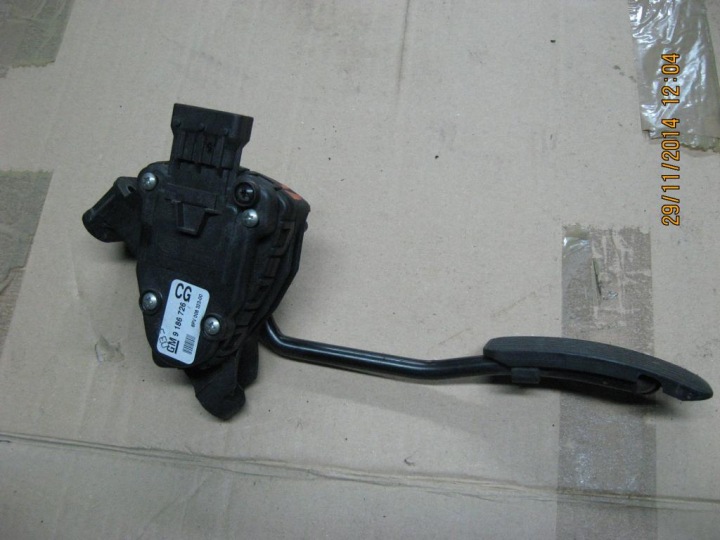 OPEL VECTRA C potentiometer gas 9186726