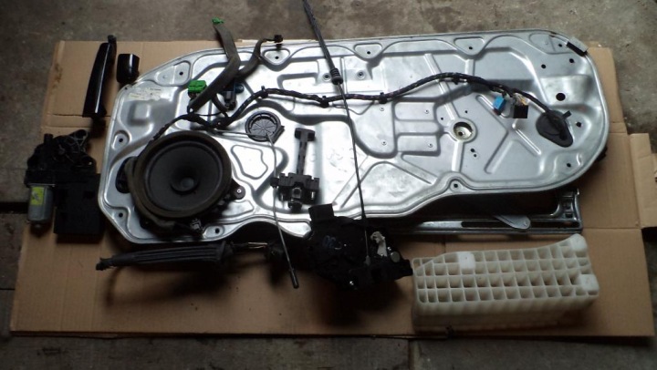 motor podnosnika fenster prawej z tür Volvo C30 s40 c70 v50 OE