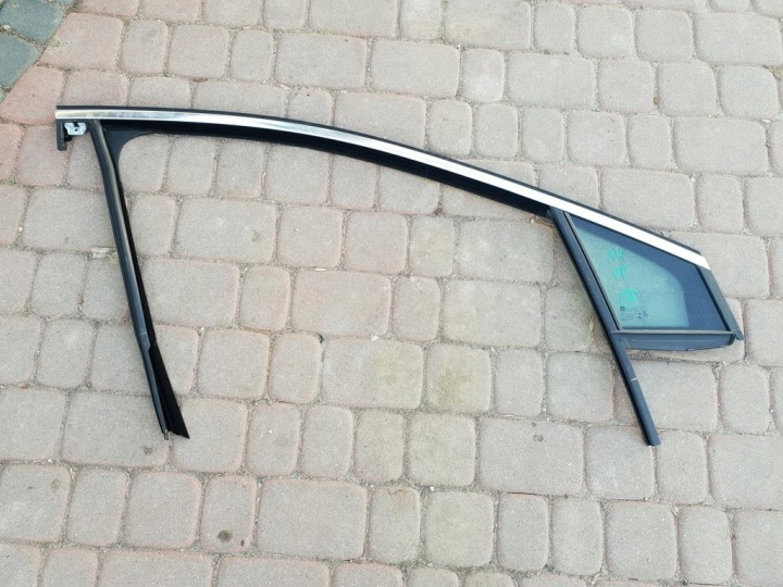 prozor prednji dio prednja desna Opel Astra K V 2018r