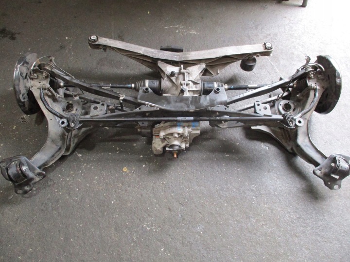 zavěšení záď BMW X1 F48 2,0D XD