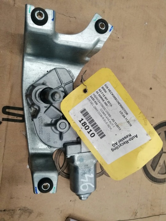 mechanismus stěračů záď BMW X5 F15 2013 XDRIVE