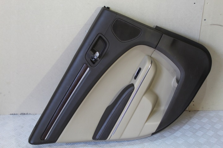 oldal ajtó bal far LANCIA THEMA II
