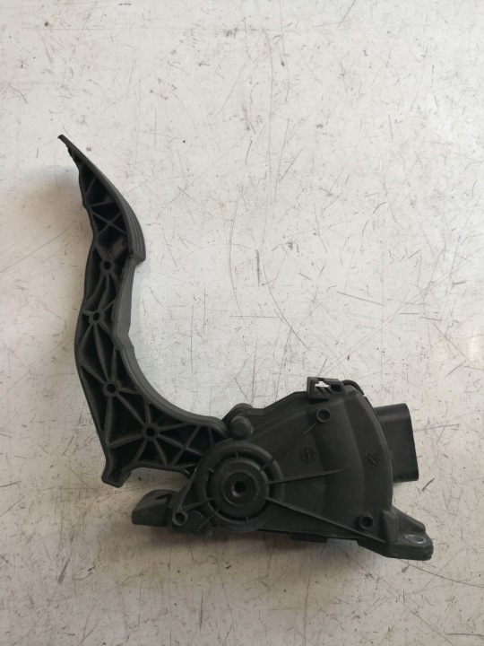 pédale accélérateur potentiomètre FORD 2S619F836AA
