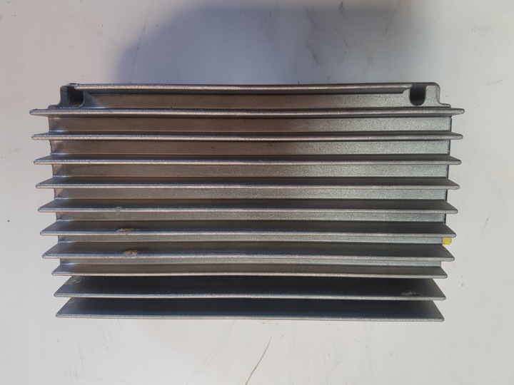 BMW 7 F01 F02 amplifier audio hifi