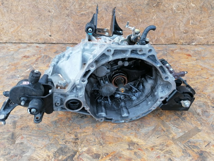 Getriebe TOYOTA RAV 4 2017R 2.0D 2WD
