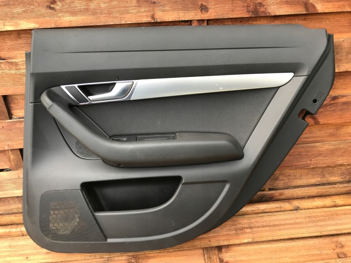 AUDI A6 C6 Laterale / lato PANNELLO PORTA PORTIERA Destra posteriore EU 0151