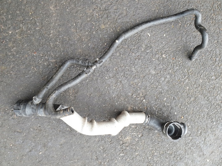 Schlauch Schlauch Rohr des Wassers VW SEAT AUDI SKODA 2.0 TDI