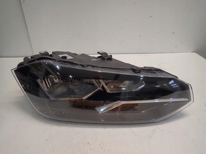 light front front right VW POLO 17- 2G
