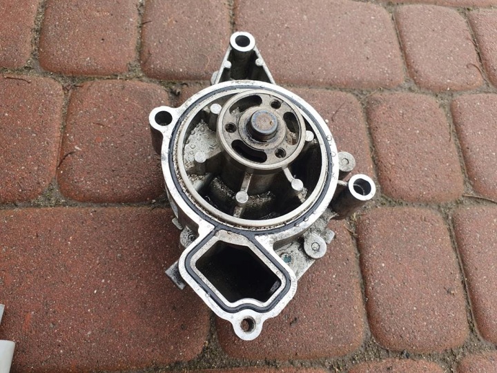 water pump 2.0T A20NFT Opel Astra J IV OPC VXR