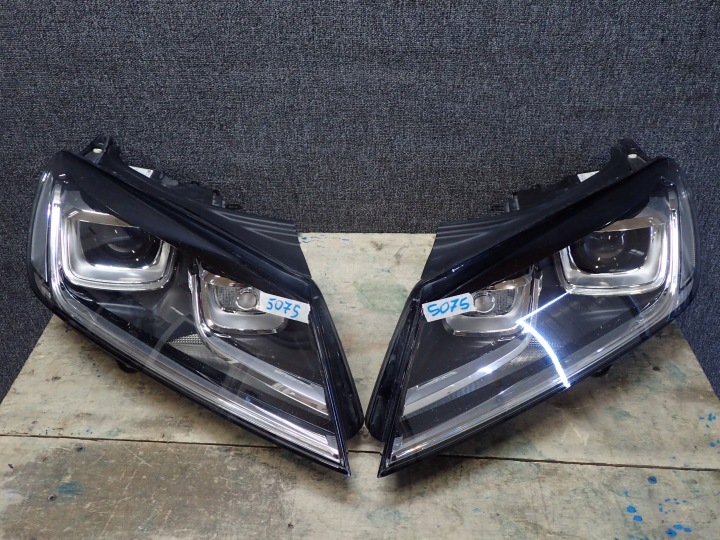 LIGHT LIGHTS VW TOUAREG 14- LIFT XENON 7P1941033A