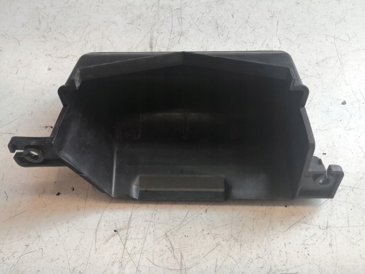 cover spoiler plastic KIA CARENS IV 28221A4000