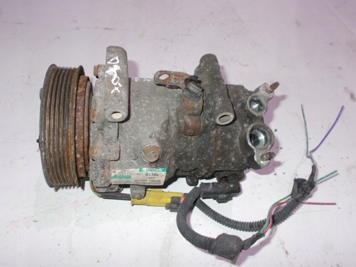 PEUGEOT 207 1,6 HDI air conditioning compressor