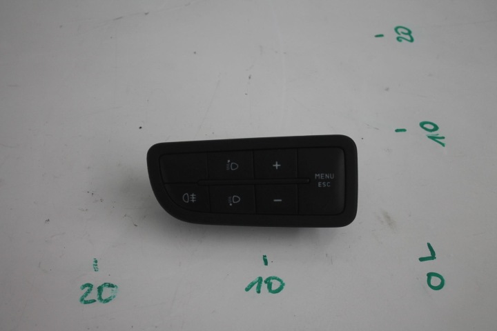 PANEL LICHTSCHALTER 61045900 FIAT PUNTO EVO