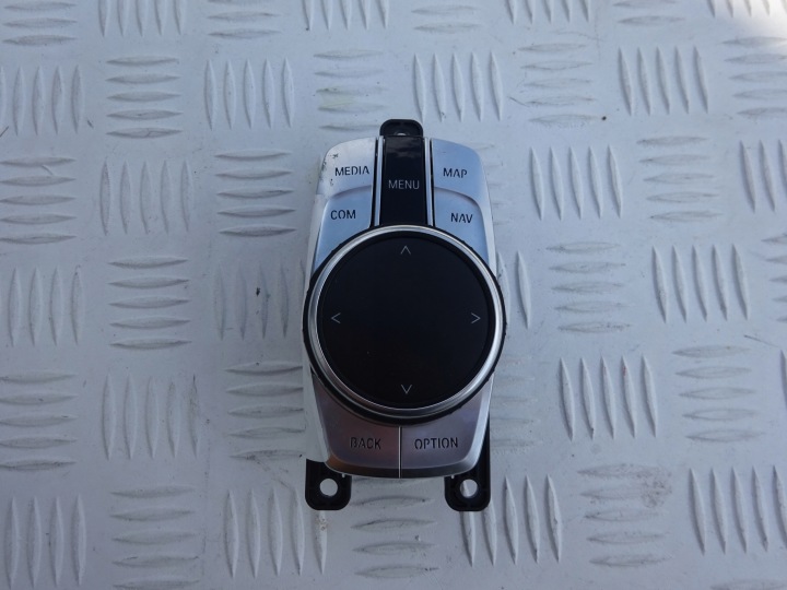 BMW 7 G12 NBT EVO iDrive TOUCH KONTROLER 6800008