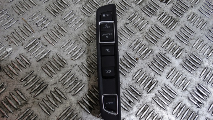 IDEALNY PANEL central PDC XDRIVE BMW F15 X5 1