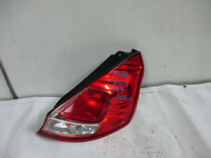 light right rear part rear Ford Fiesta MK7