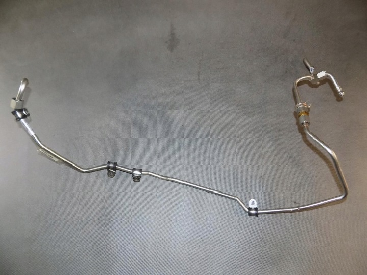 AUDI RS5 8W fuel line 06M127507AB