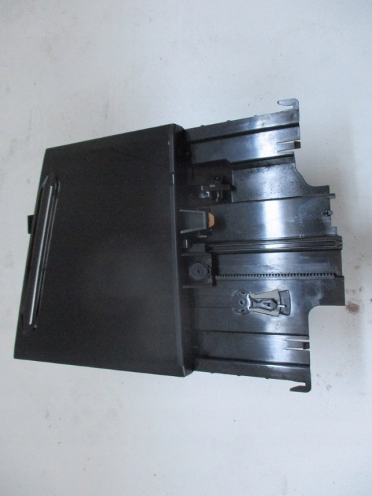 BOÎTE A GANT PASSAGER CONSOLE VW TOUAREG 3 III 18R 760