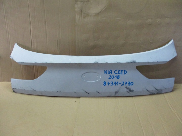 BLENDE SCHUTZKAPPE HECKKLAPPE HECK KIA CEED 2018 R