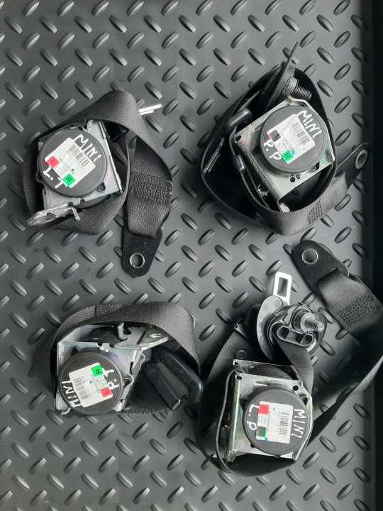 Ossatura anteriore RIVESTIMENTO Anteriore Destra sinistra MINI COUNTRYMAN R60
