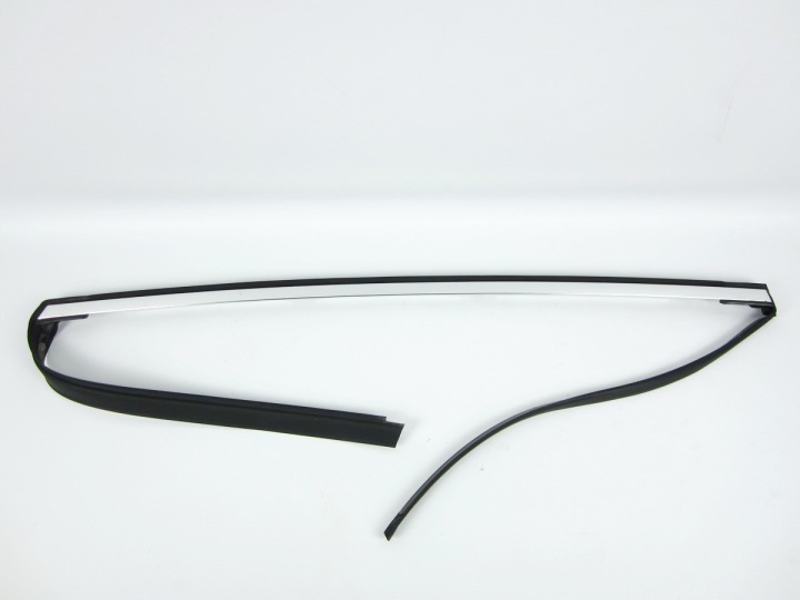 moulding chrom door rear rear part right Mercedes W251