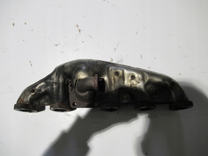 výfukové potrubí VW T5 2.5 TDI AXE 070253017A