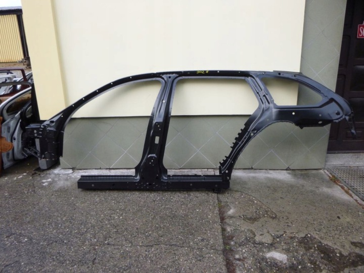 BMW 5 G30 G31 KOMBI JUPE GARNITURE MOULURE MONTANT RAMA WEW GAUCHE