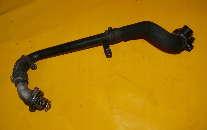 tubo flessibile d’acqua radiatore inferiore termostato AUDI A6 C5 3.0