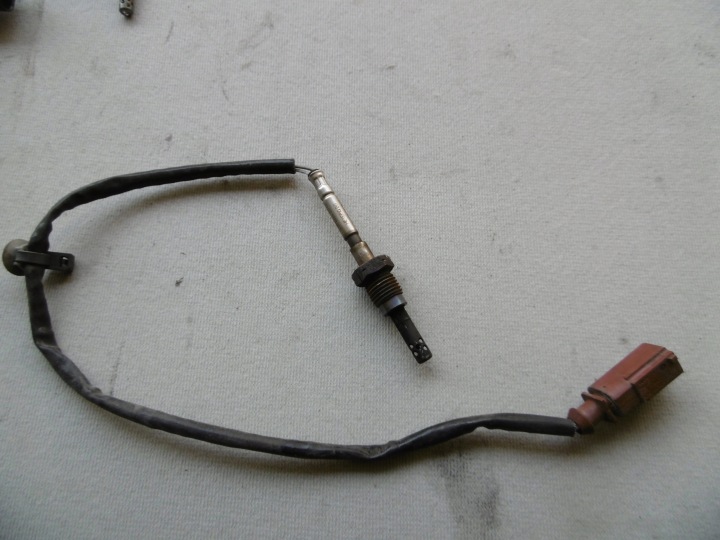 Capteur TEMP. Gaz 2.0 TDI 03L906088CA SEAT AUDI