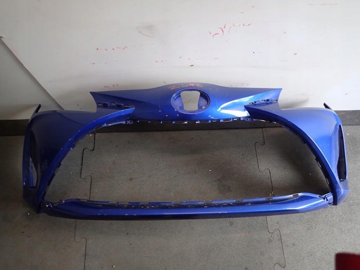 PARAURTI ANTERIORE ANTERIORE TOYOTA YARIS IV 17