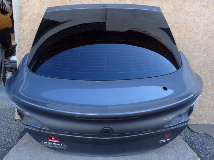 MALLE HAYON ARRIÈRE COFFRE COUVERCLE OPEL INSIGNIA A HB LIFT 2013