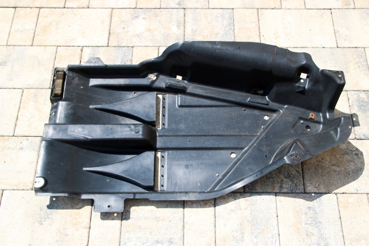 BMW X3 E83 Couverture tablier moteur Couvercle, Couverture Réservoir Carburant Réservoirs Protection soubassement Gauche 3417402