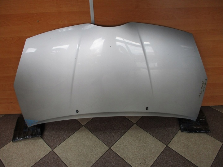 CAPOT TOYOTA COROLLA VERSO 07R