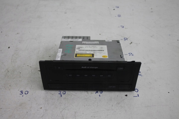 MJENJAČ CD FABRYCZNA 8T2035110C AUDI A4 B8 UK