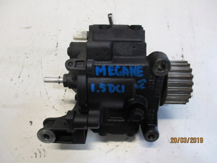 Einspritzpumpe RENAULT MEGANE H8201100115